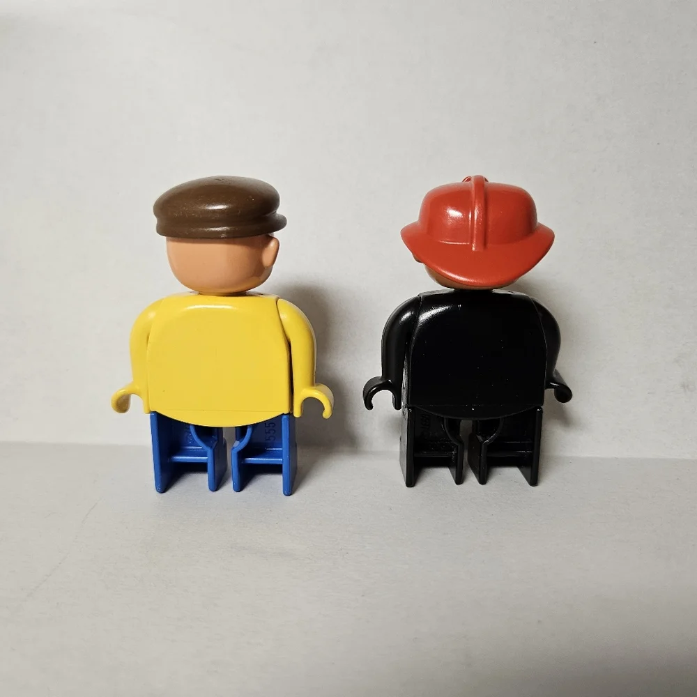 Vintage Duplo Figures Fireman‎